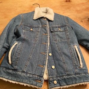 Jean jacket with wool on inside